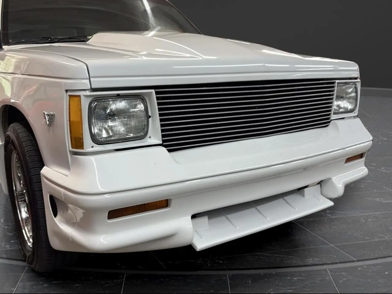 1984 Chevrolet S10 Blazer 2-Door 2WD thumbnail 9