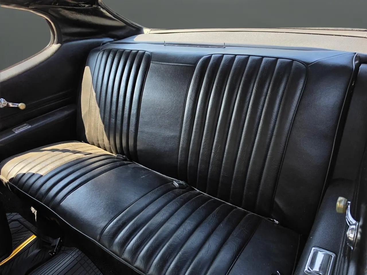 1972 Pontiac Le Mans Sport thumbnail 16