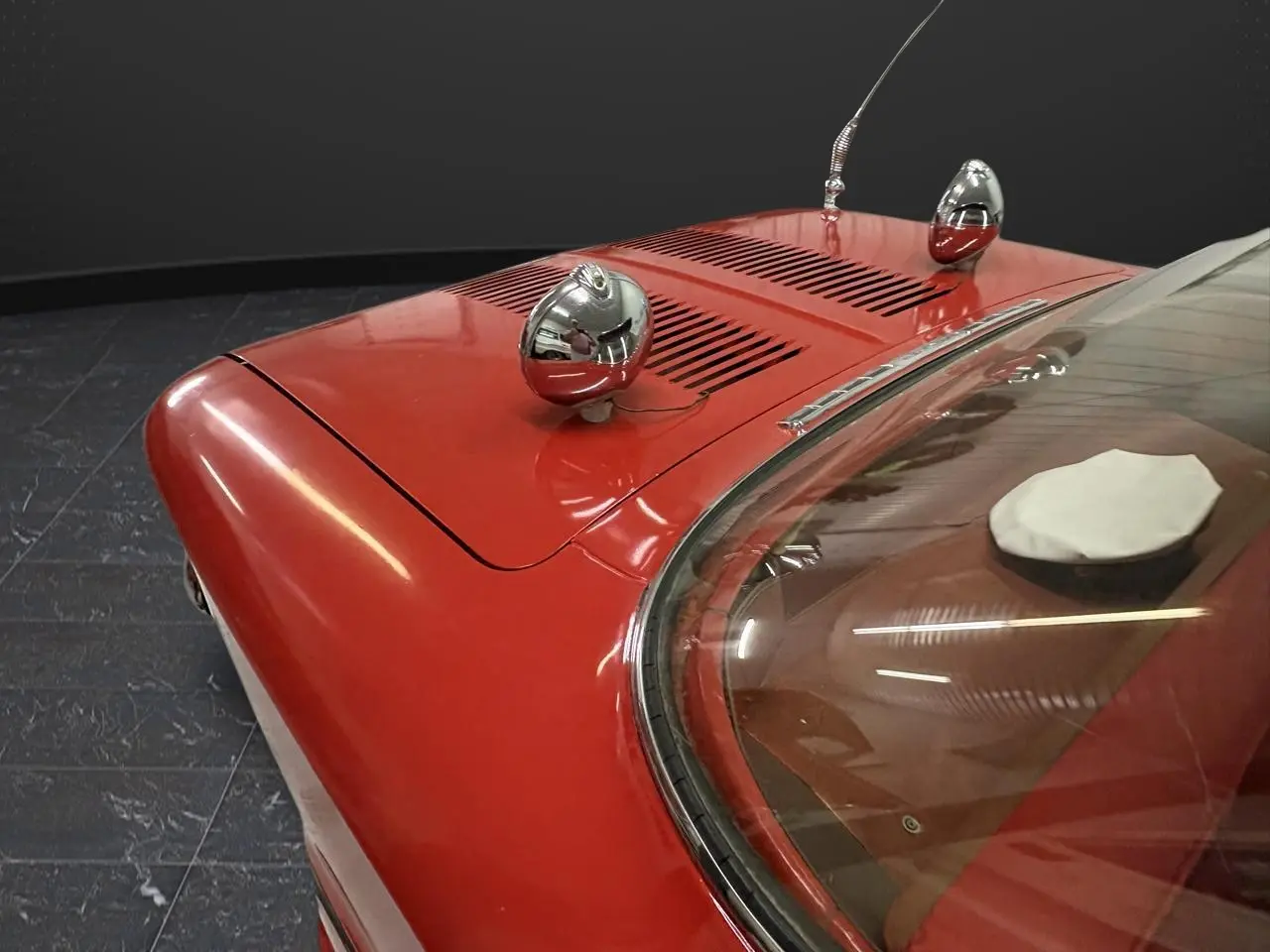 1961 Chevrolet Corvair Monza thumbnail 12