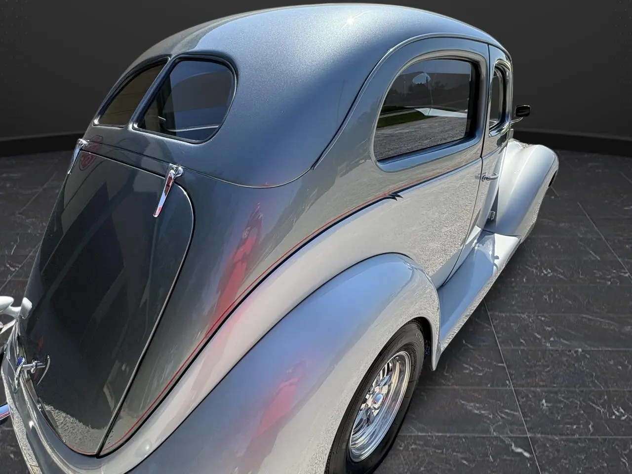1937 Ford Tudor Slantback thumbnail 8