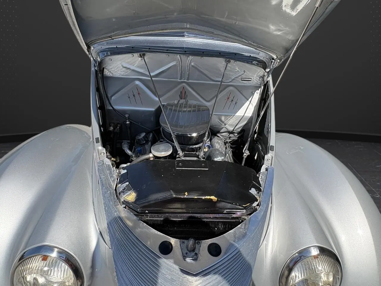 1937 Ford Tudor Slantback thumbnail 24
