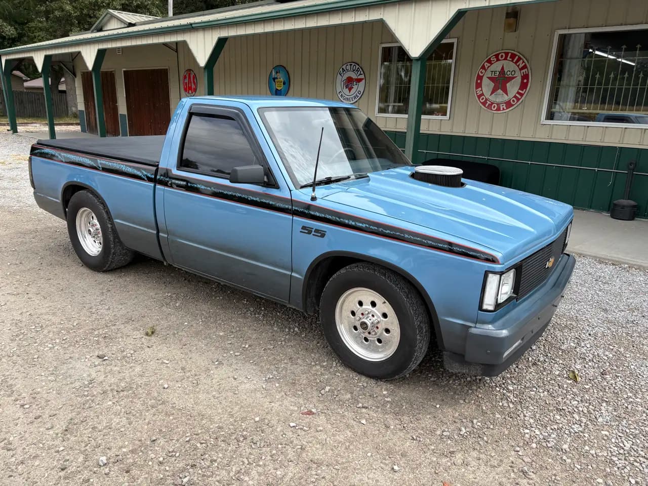 1984 Chevrolet S-10 Reg Cab 108" WB — photo 1