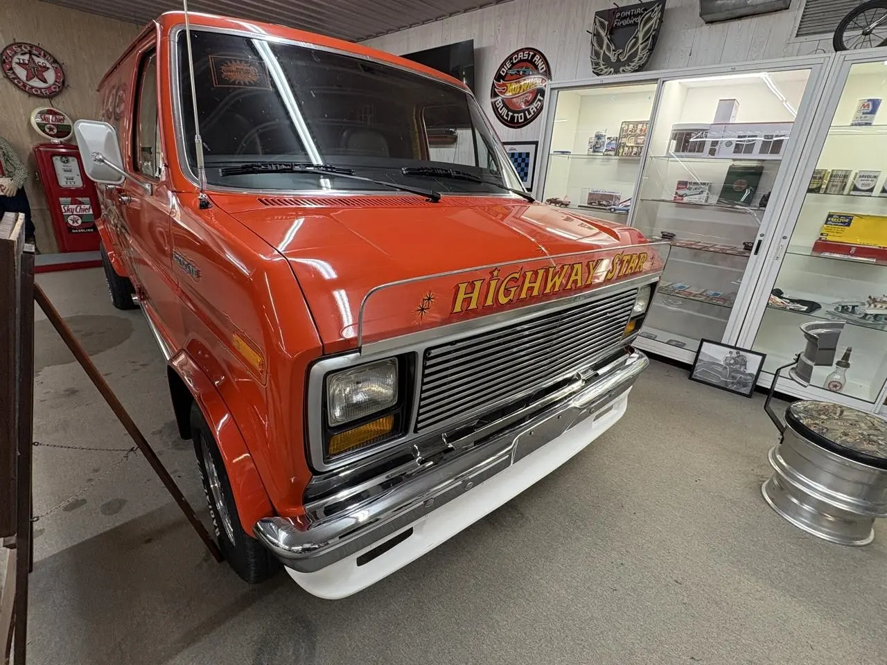 1983 Ford Econoline Wagon E150 Custom Van thumbnail 6