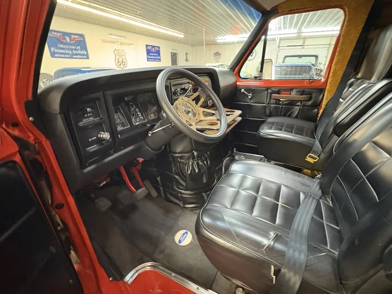 1983 Ford Econoline Wagon E150 Custom Van thumbnail 13