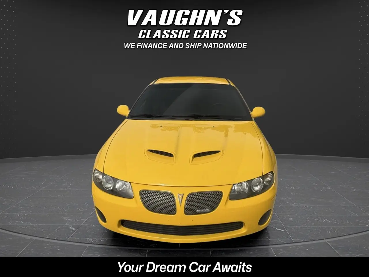 2005 Pontiac GTO Coupe thumbnail 3