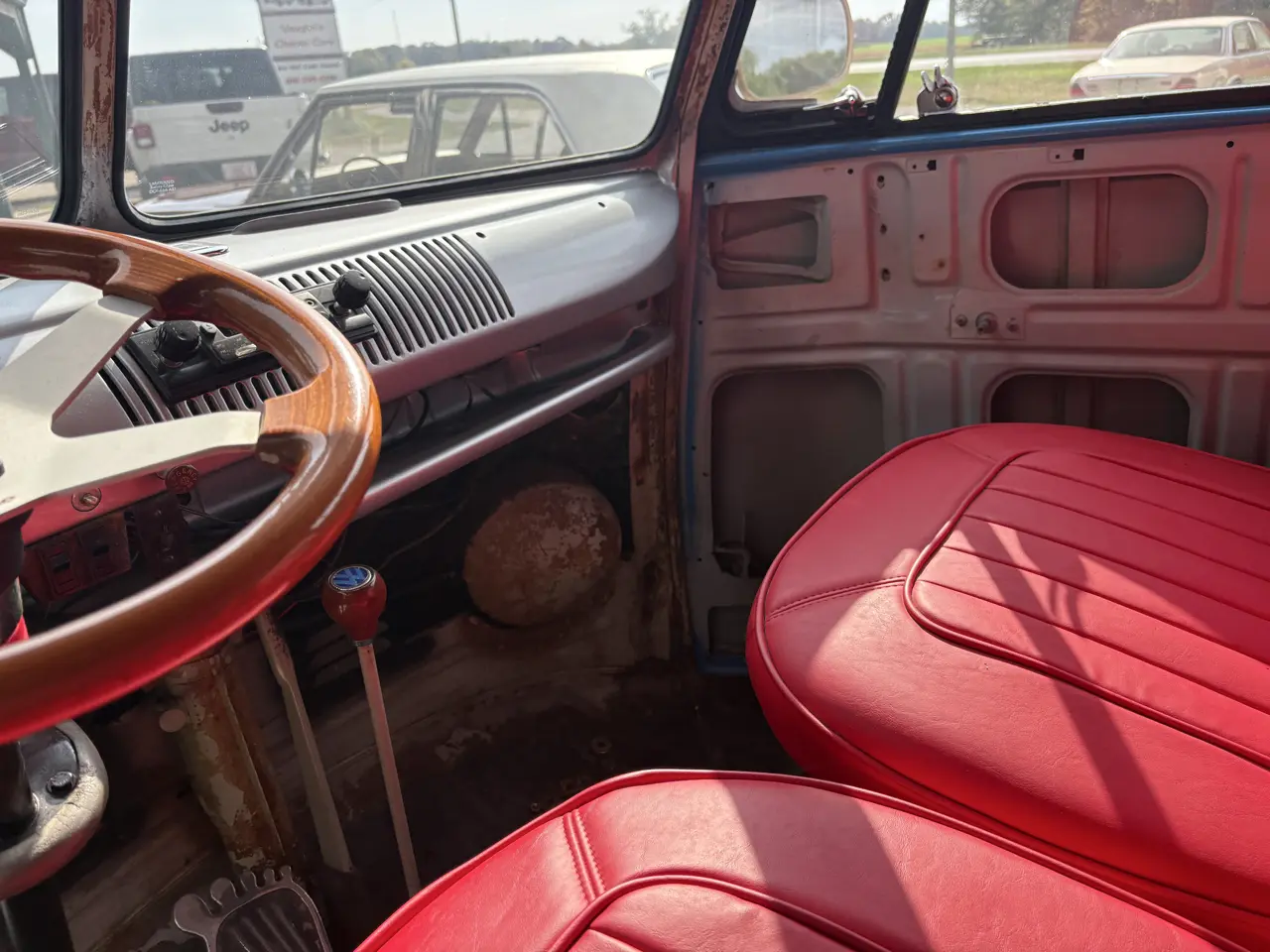 1965 Volkswagen Bus Custom Shorty Van thumbnail 14