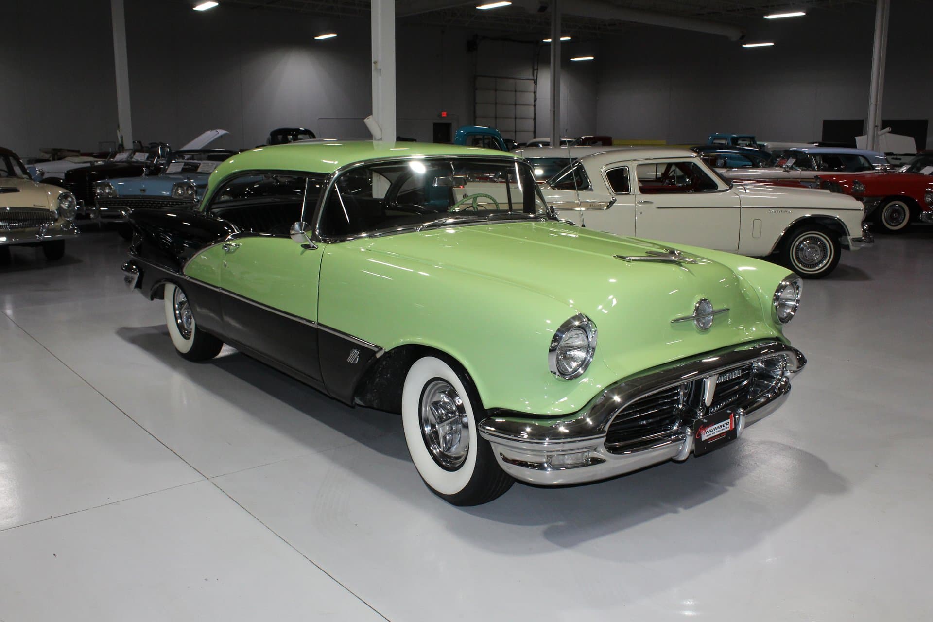 1956 Oldsmobile Super 88 Holiday Hardtop thumbnail 8