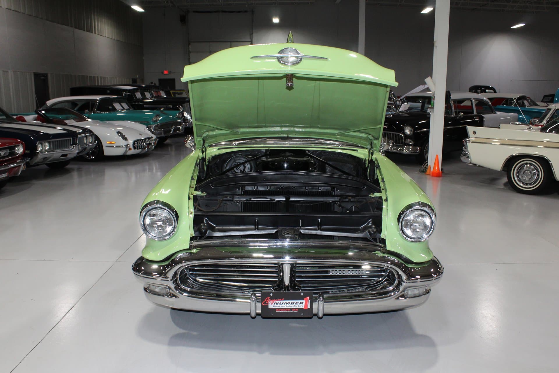 1956 Oldsmobile Super 88 Holiday Hardtop thumbnail 16