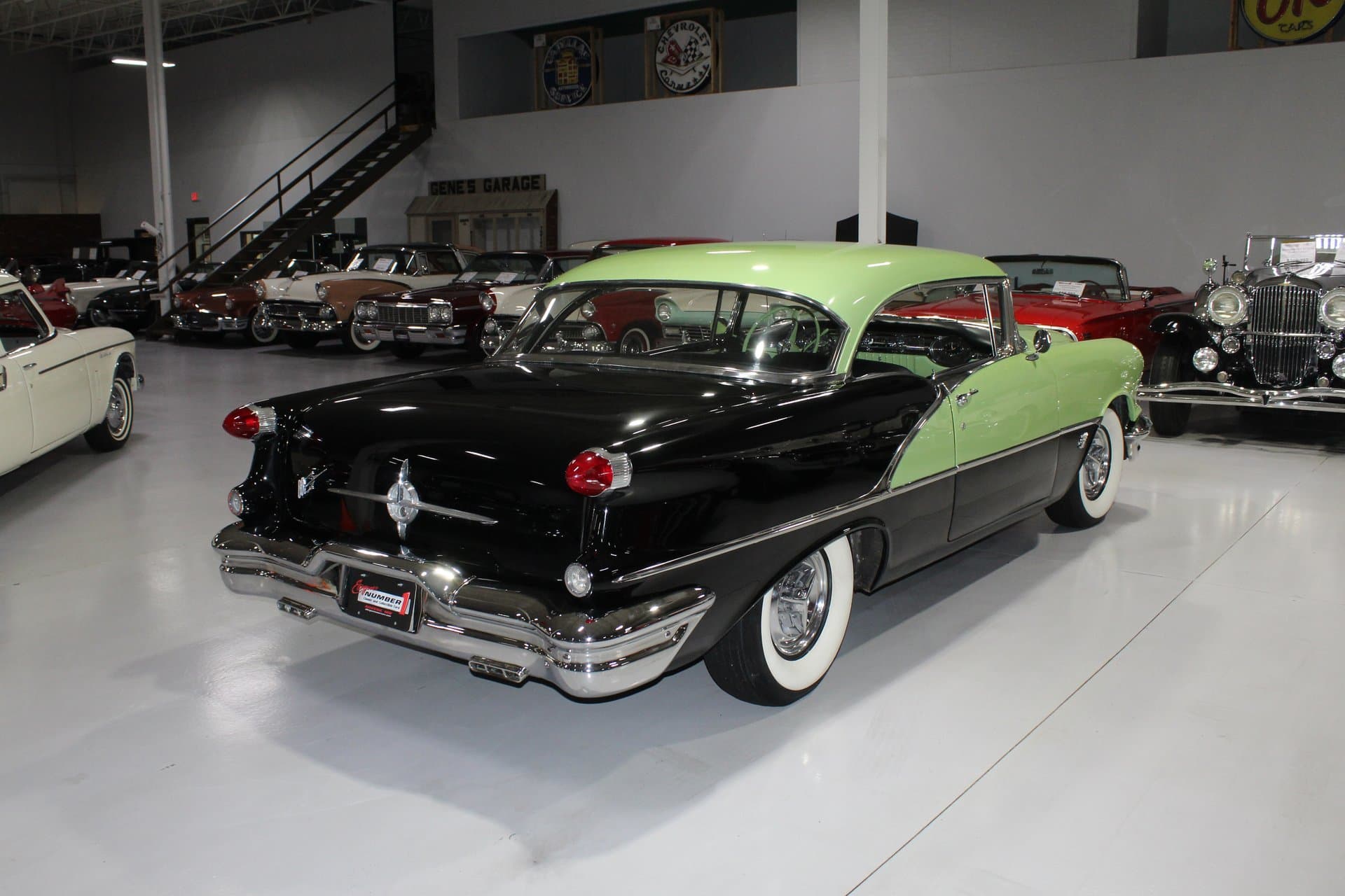 1956 Oldsmobile Super 88 Holiday Hardtop thumbnail 9