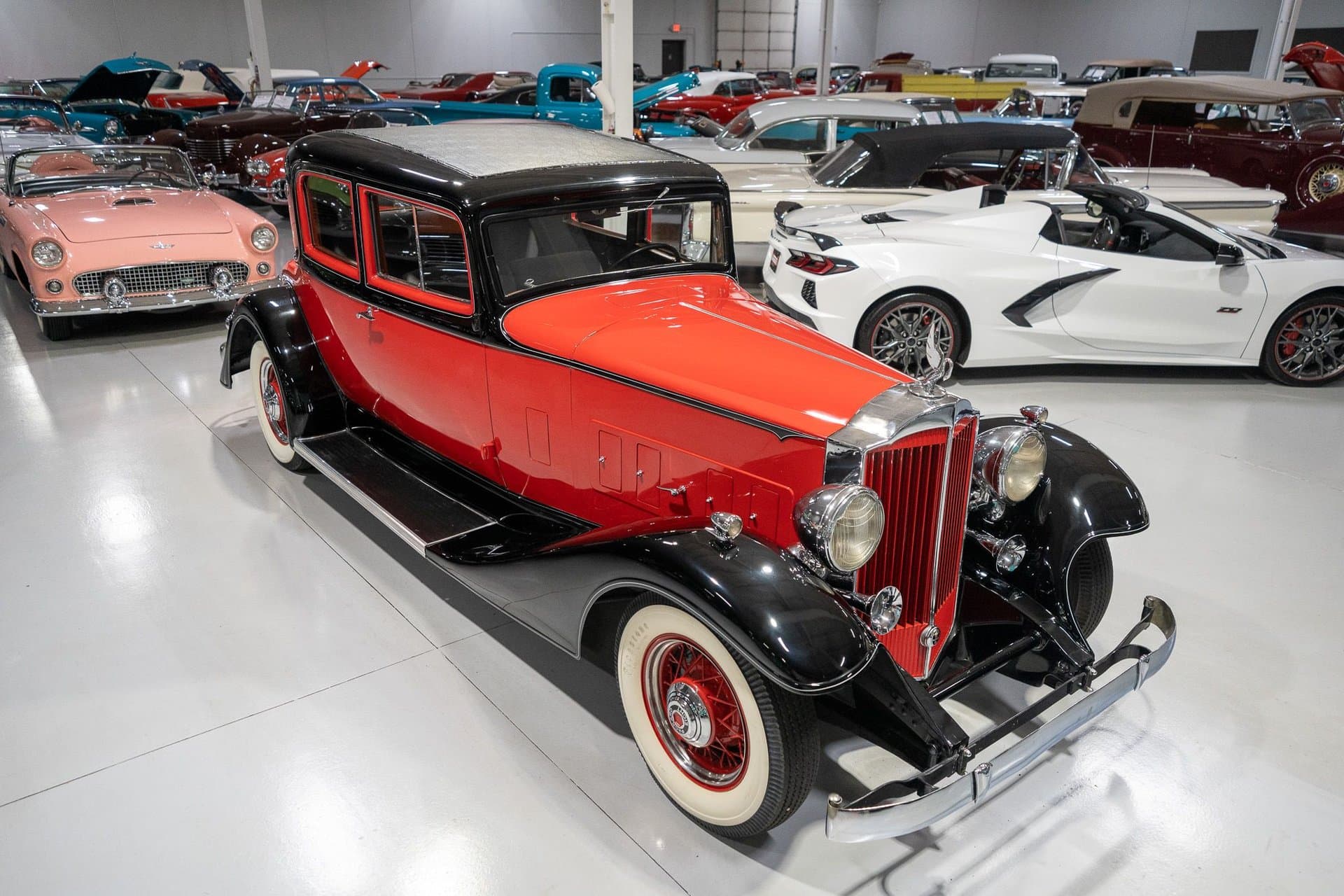1933 Packard Eight 5-Passenger Coupe thumbnail 4
