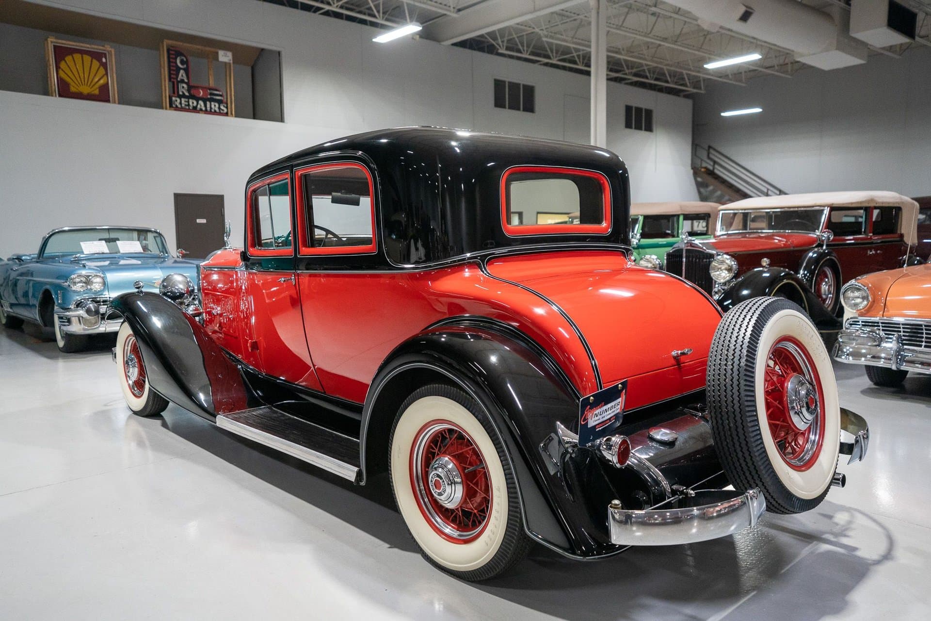 1933 Packard Eight 5-Passenger Coupe thumbnail 10