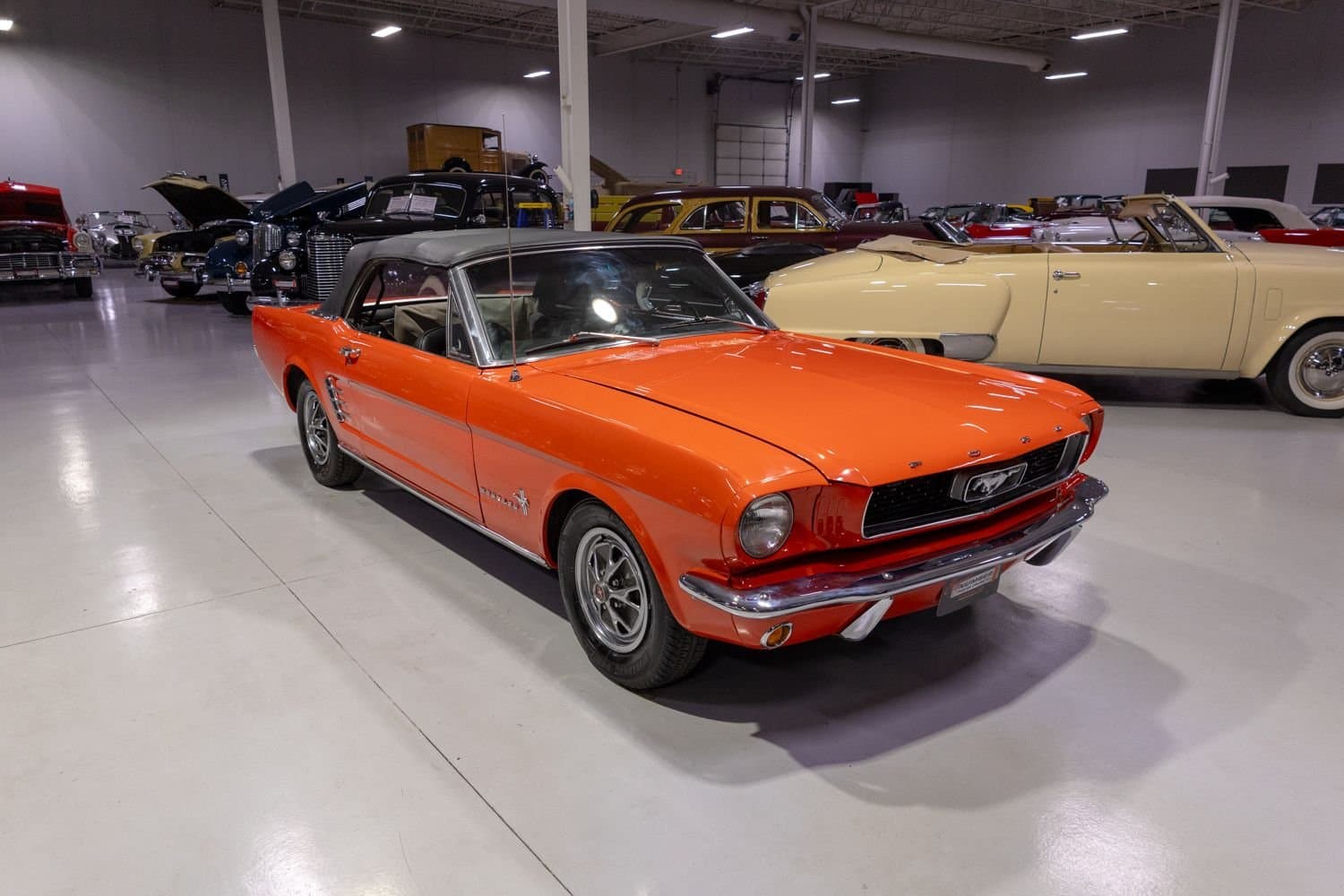 1966 Ford Mustang Convertible thumbnail 12
