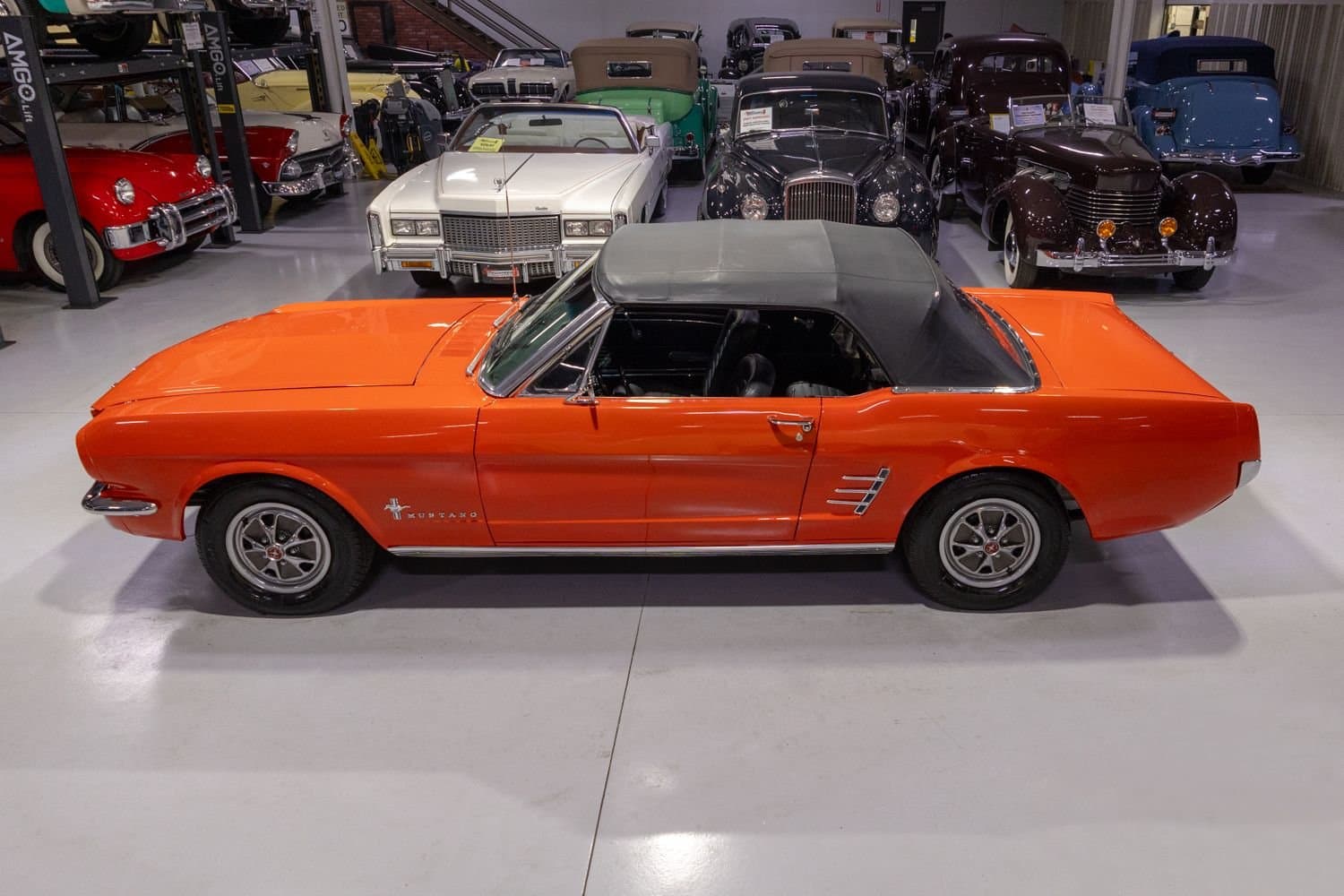 1966 Ford Mustang Convertible thumbnail 8