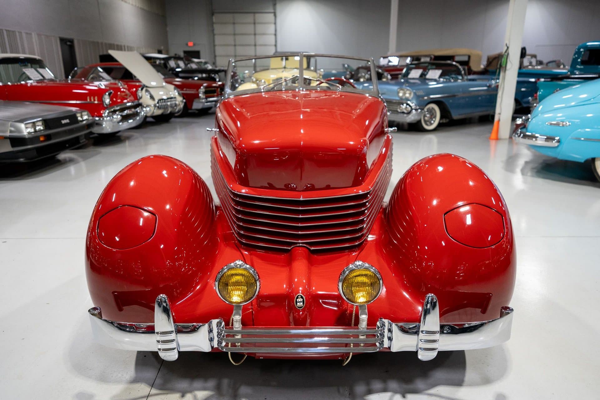 1936 Cord 810 Sportsman Convertible thumbnail 7