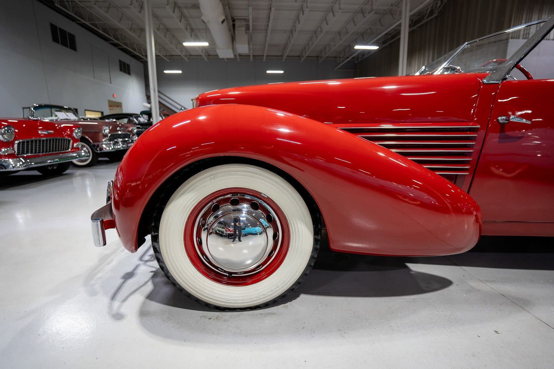 1936 Cord 810 Sportsman Convertible thumbnail 10
