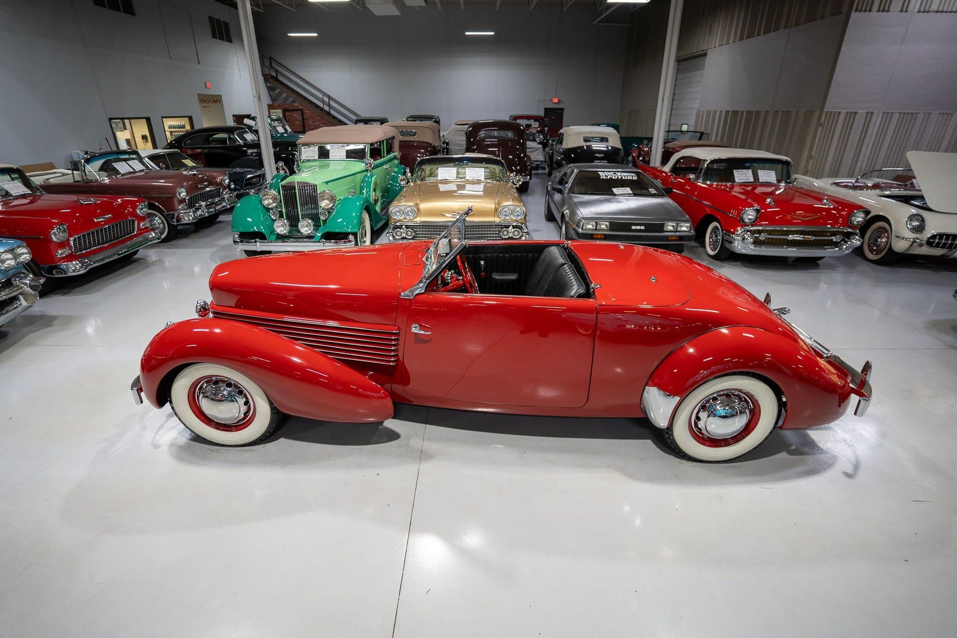 1936 Cord 810 Sportsman Convertible thumbnail 6