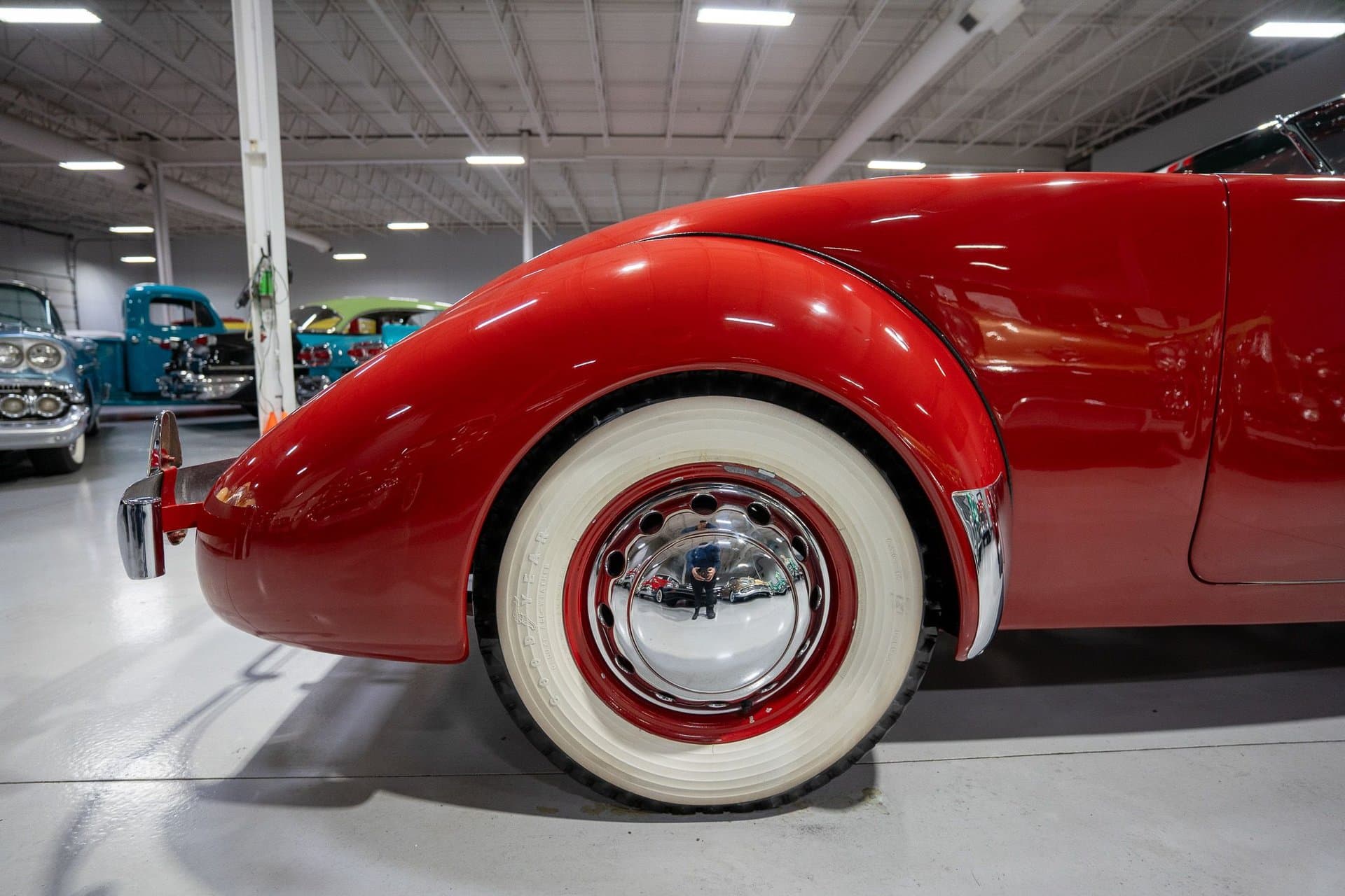 1936 Cord 810 Sportsman Convertible thumbnail 12