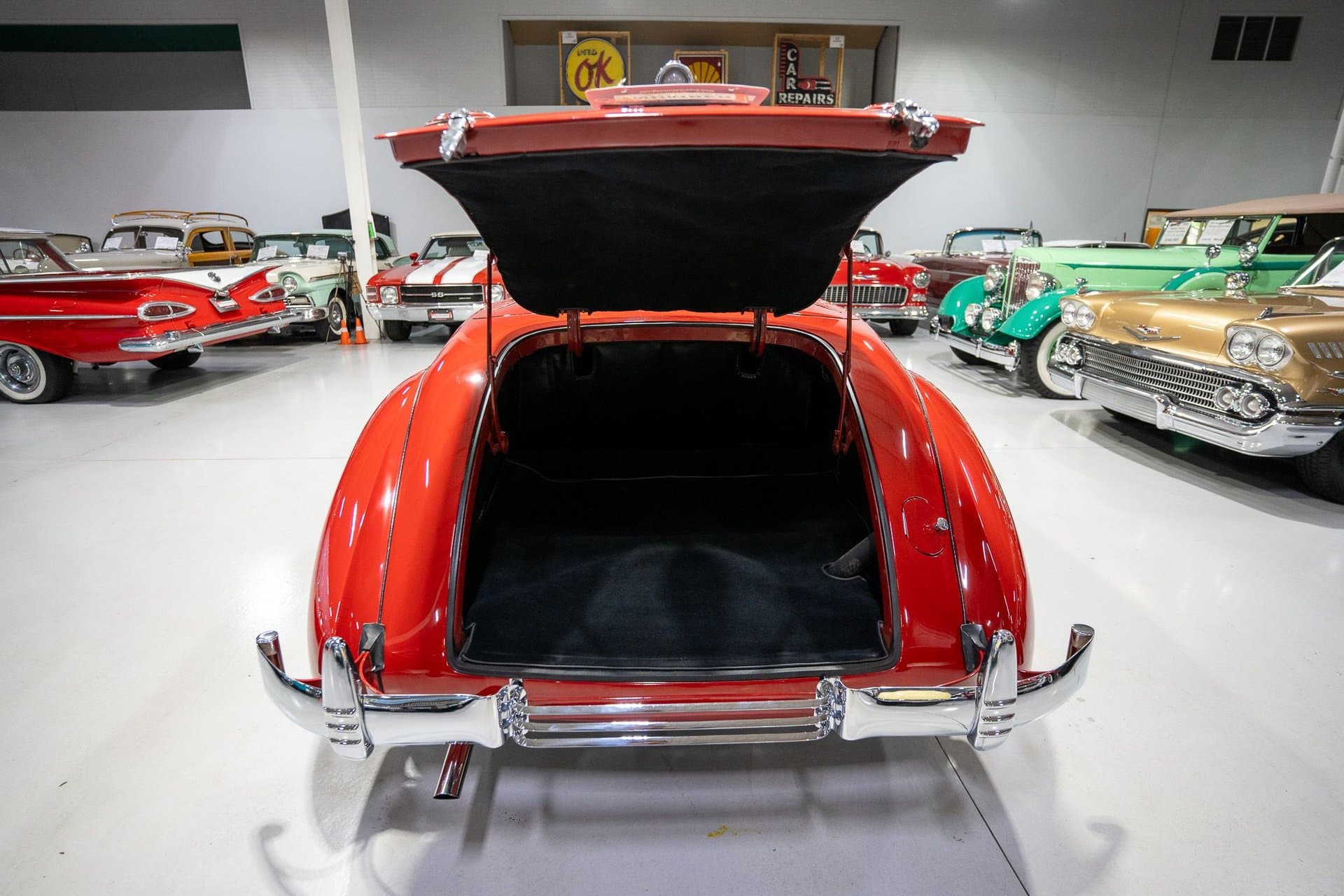 1936 Cord 810 Sportsman Convertible thumbnail 18