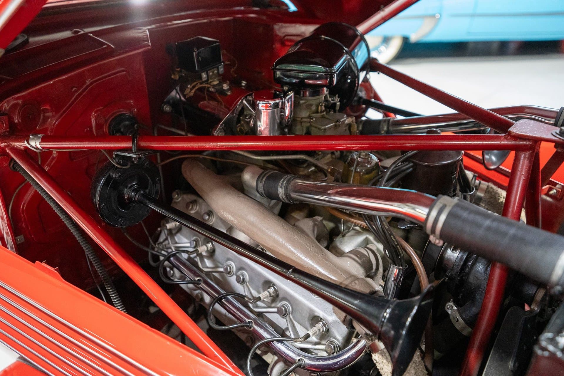 1936 Cord 810 Sportsman Convertible — photo 2