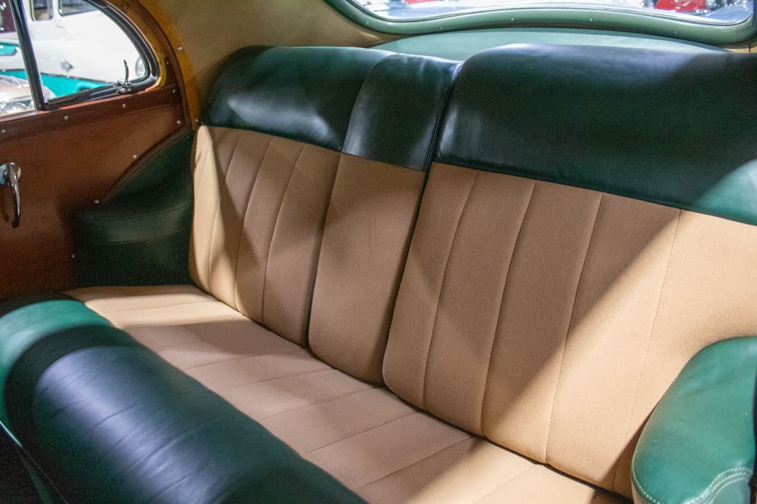 1948 Chrysler Town and Country thumbnail 23