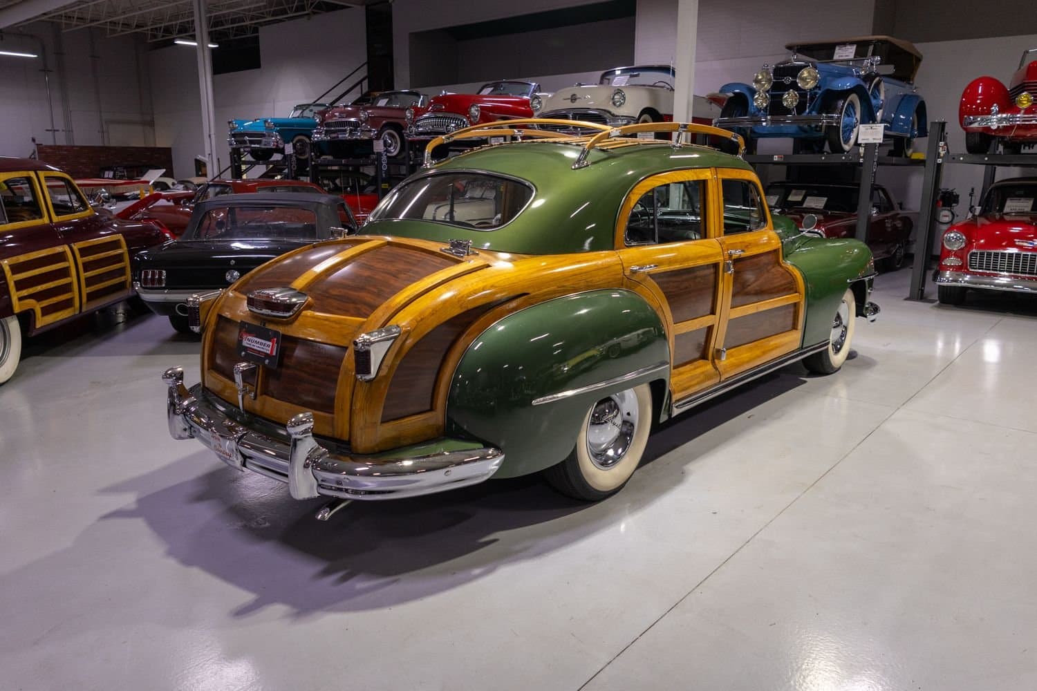 1948 Chrysler Town and Country thumbnail 8