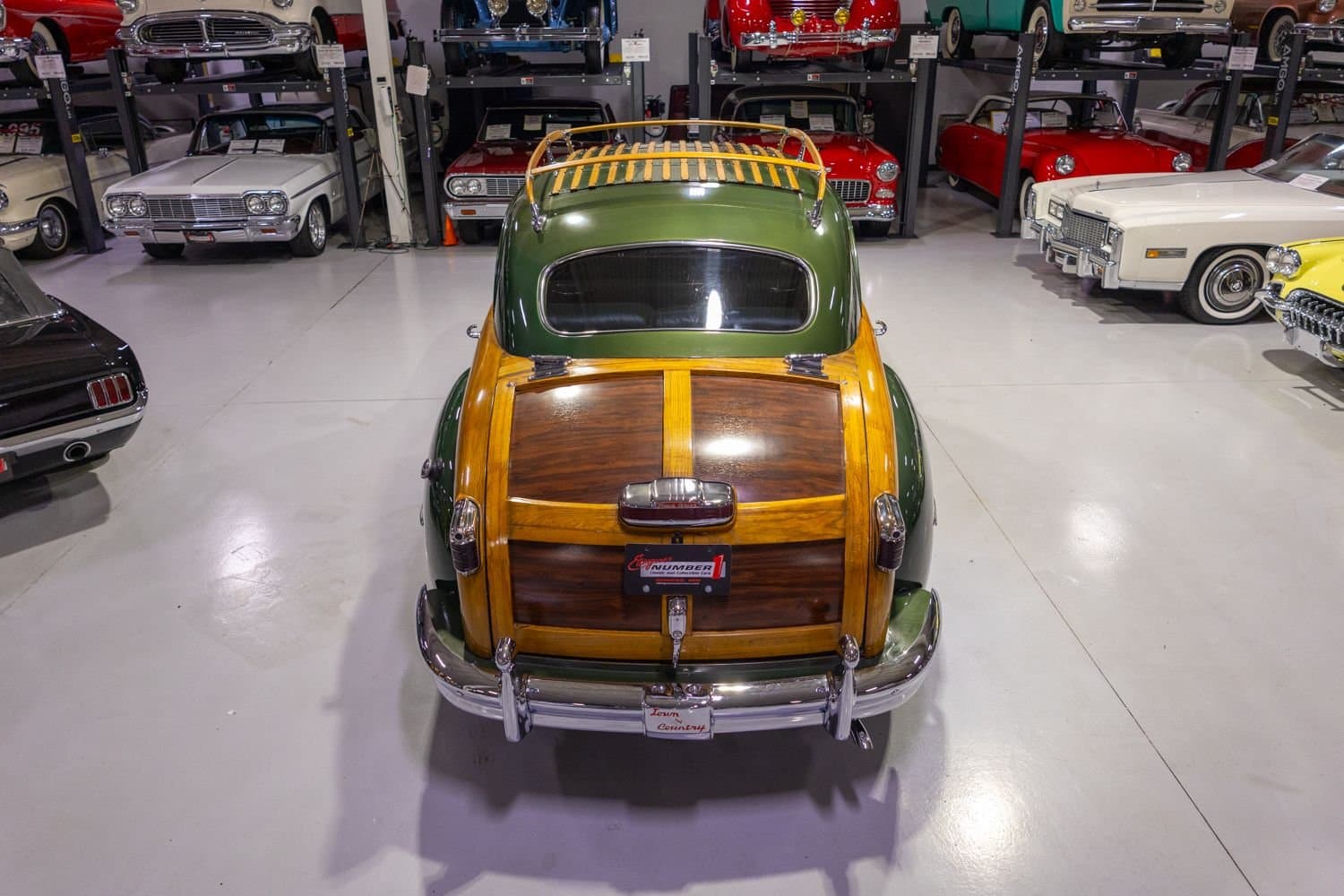 1948 Chrysler Town and Country thumbnail 5