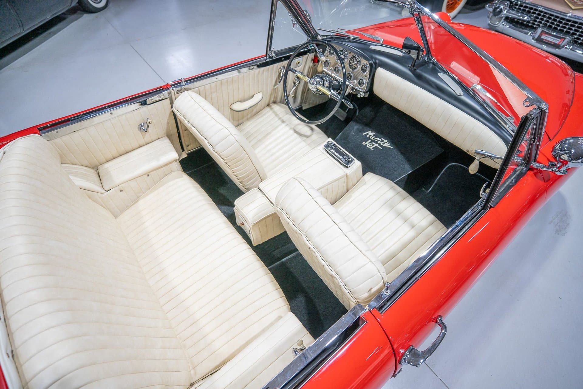 1953 Muntz Jet thumbnail 26