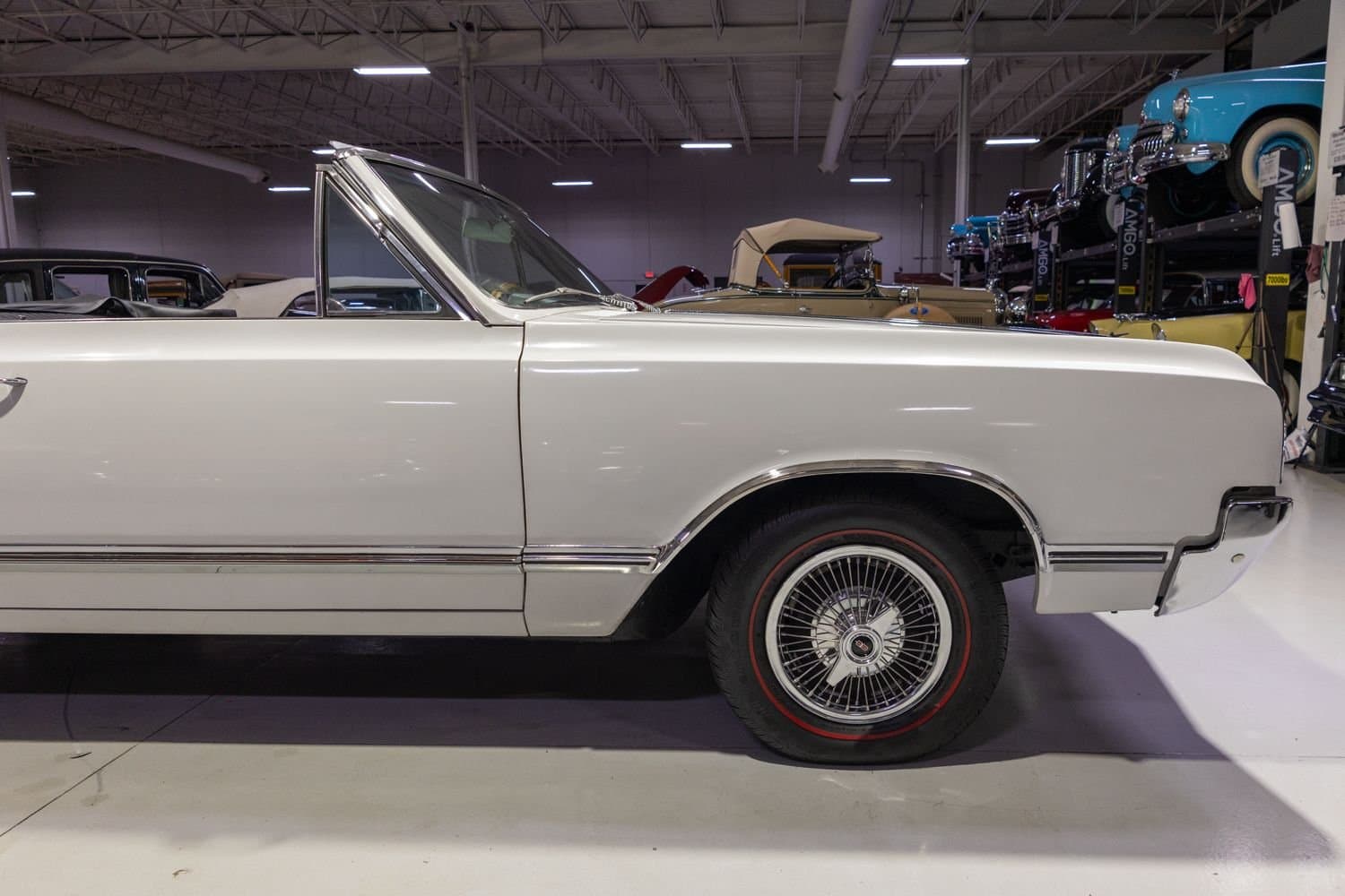 1965 Oldsmobile Cutlass 442 Convertible thumbnail 16