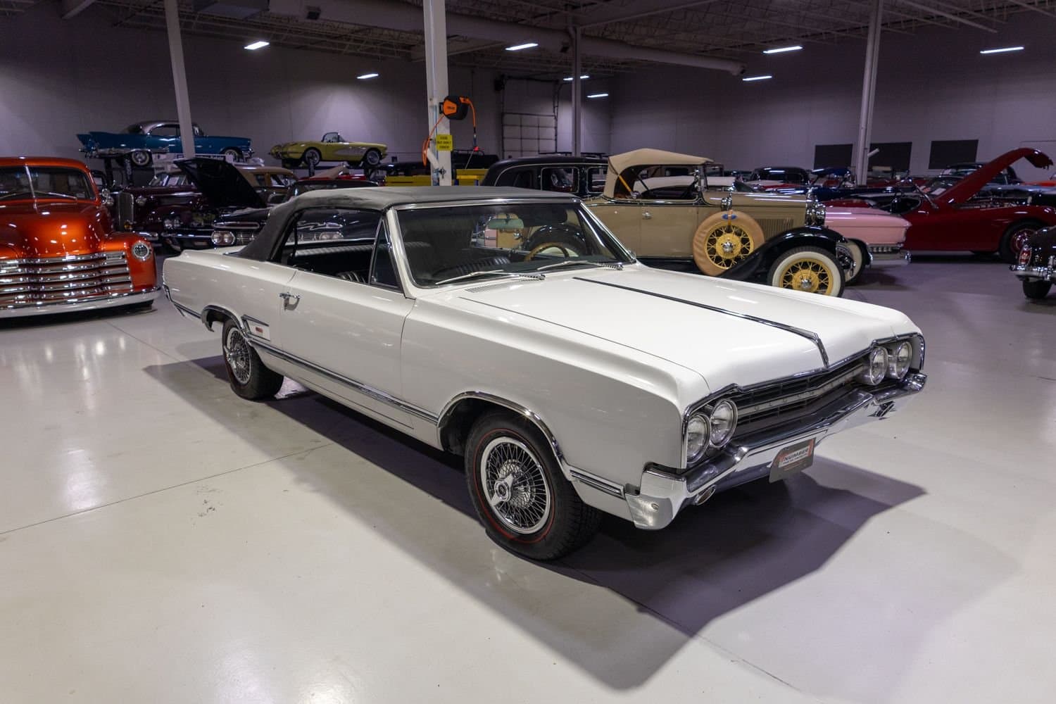 1965 Oldsmobile Cutlass 442 Convertible thumbnail 12