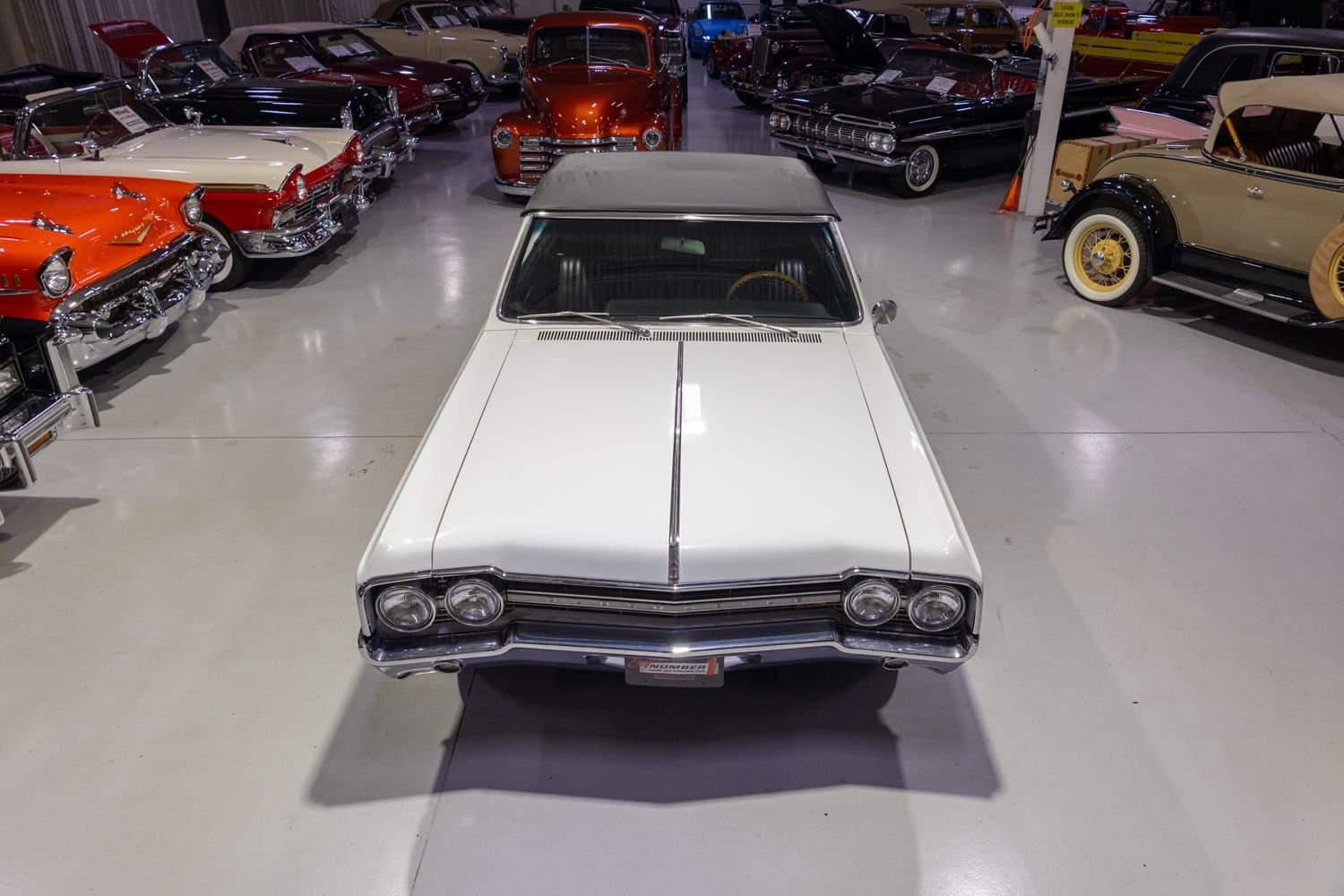 1965 Oldsmobile Cutlass 442 Convertible thumbnail 6
