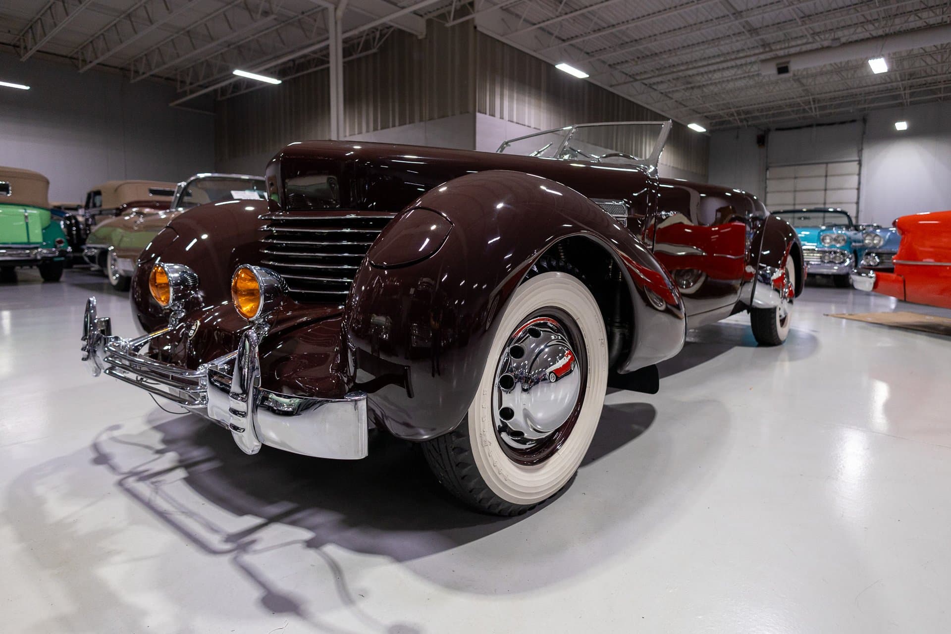 1937 Cord 812 Supercharged "Sportsman" Cabriolet thumbnail 20