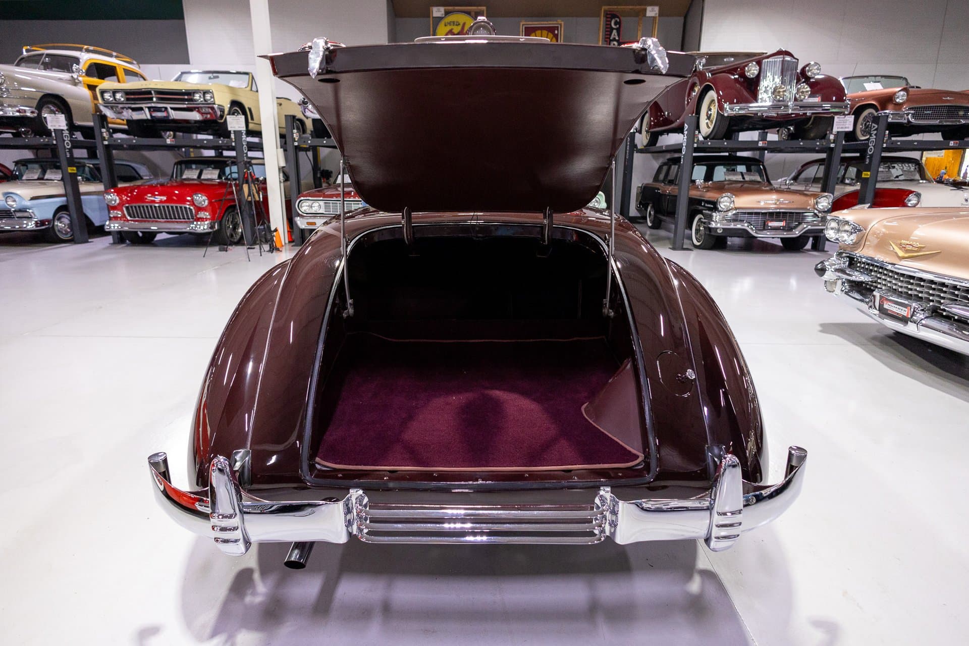 1937 Cord 812 Supercharged "Sportsman" Cabriolet thumbnail 23