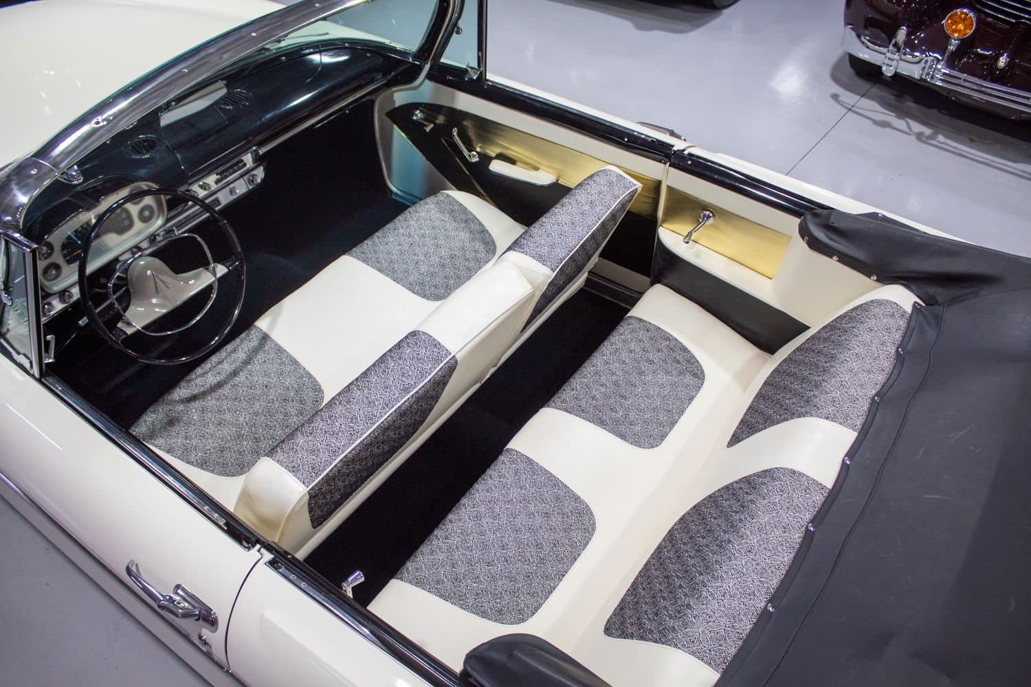 1957 Plymouth Belvedere Convertible thumbnail 25