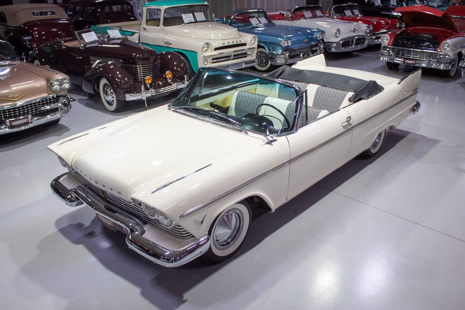 1957 Plymouth Belvedere Convertible — photo 1