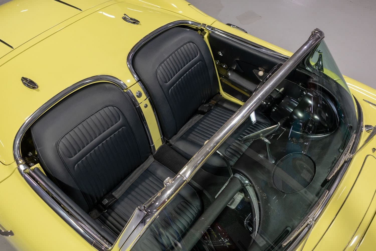 1958 Chevrolet Corvette Convertible thumbnail 26