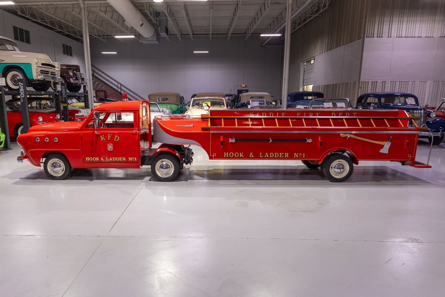1952 Crosley Hook & Ladder Fire Truck thumbnail 11