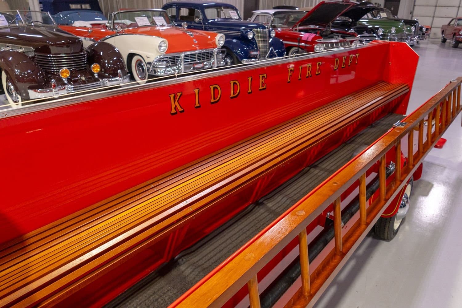 1952 Crosley Hook & Ladder Fire Truck thumbnail 25