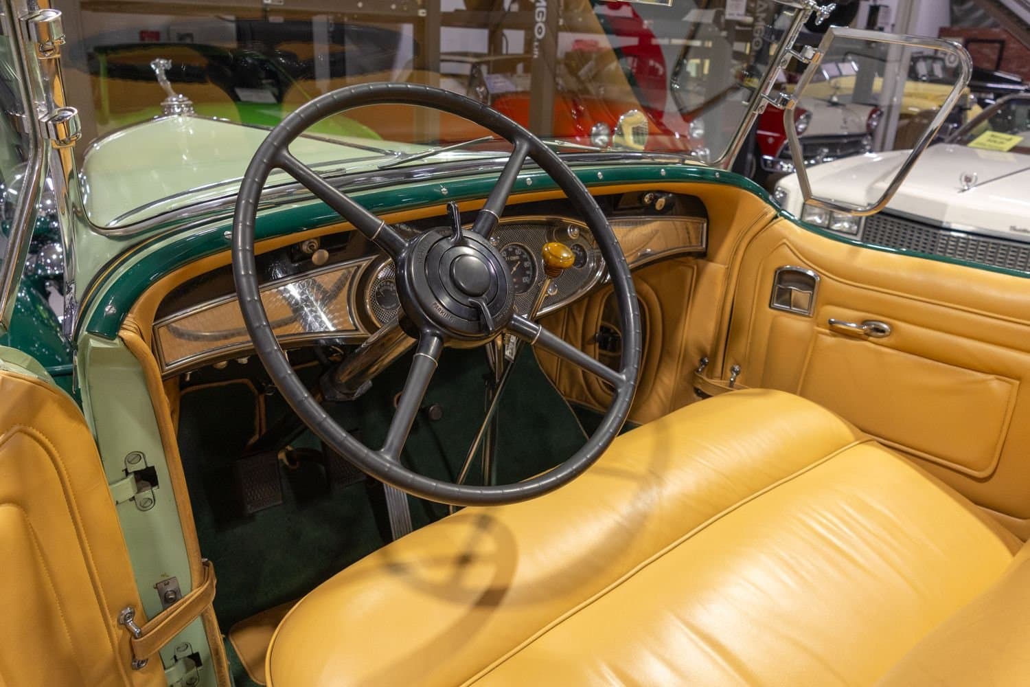 1931 Cadillac 370A V-12 4-Door Phaeton thumbnail 17