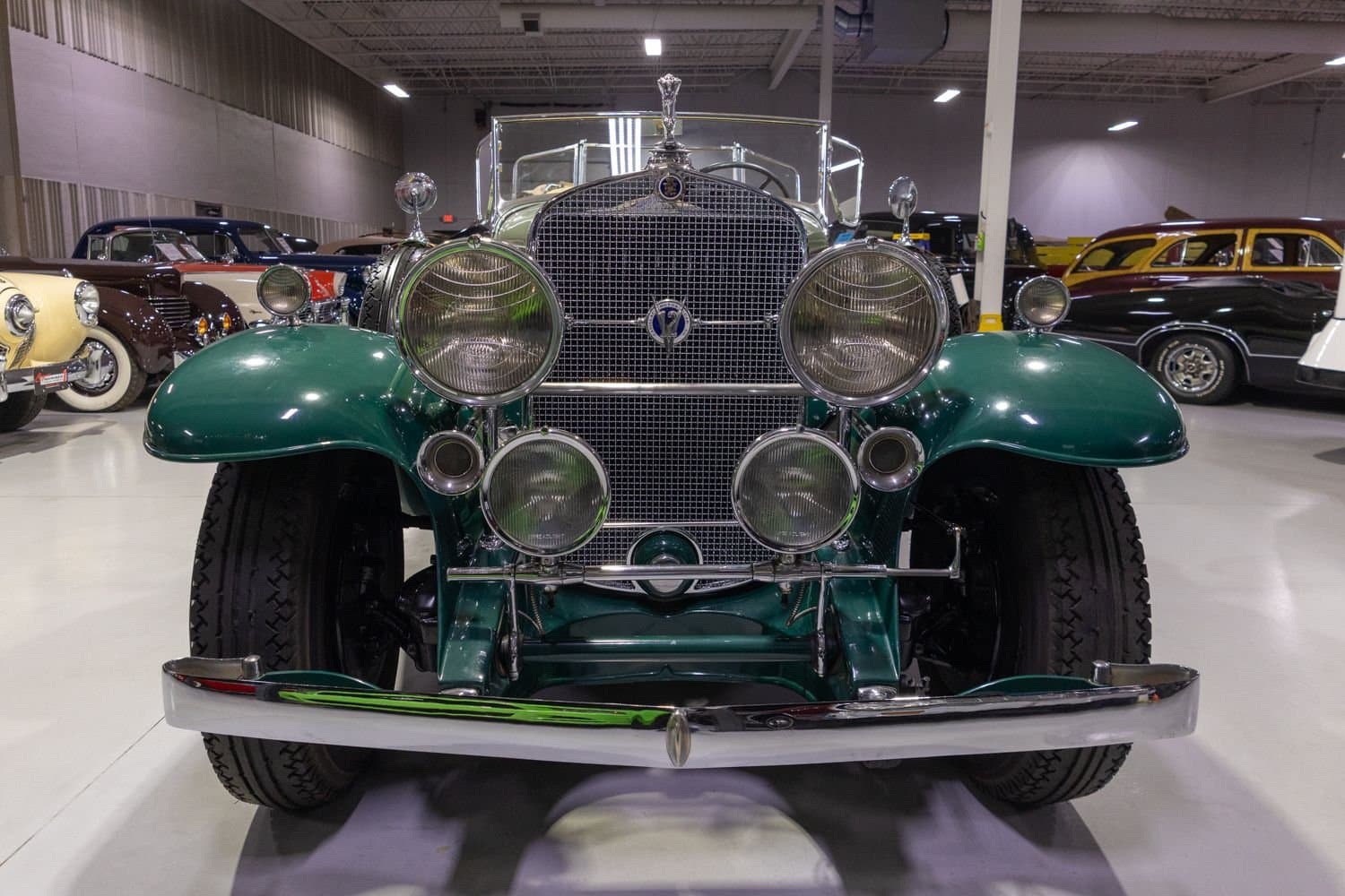 1931 Cadillac 370A V-12 4-Door Phaeton thumbnail 12