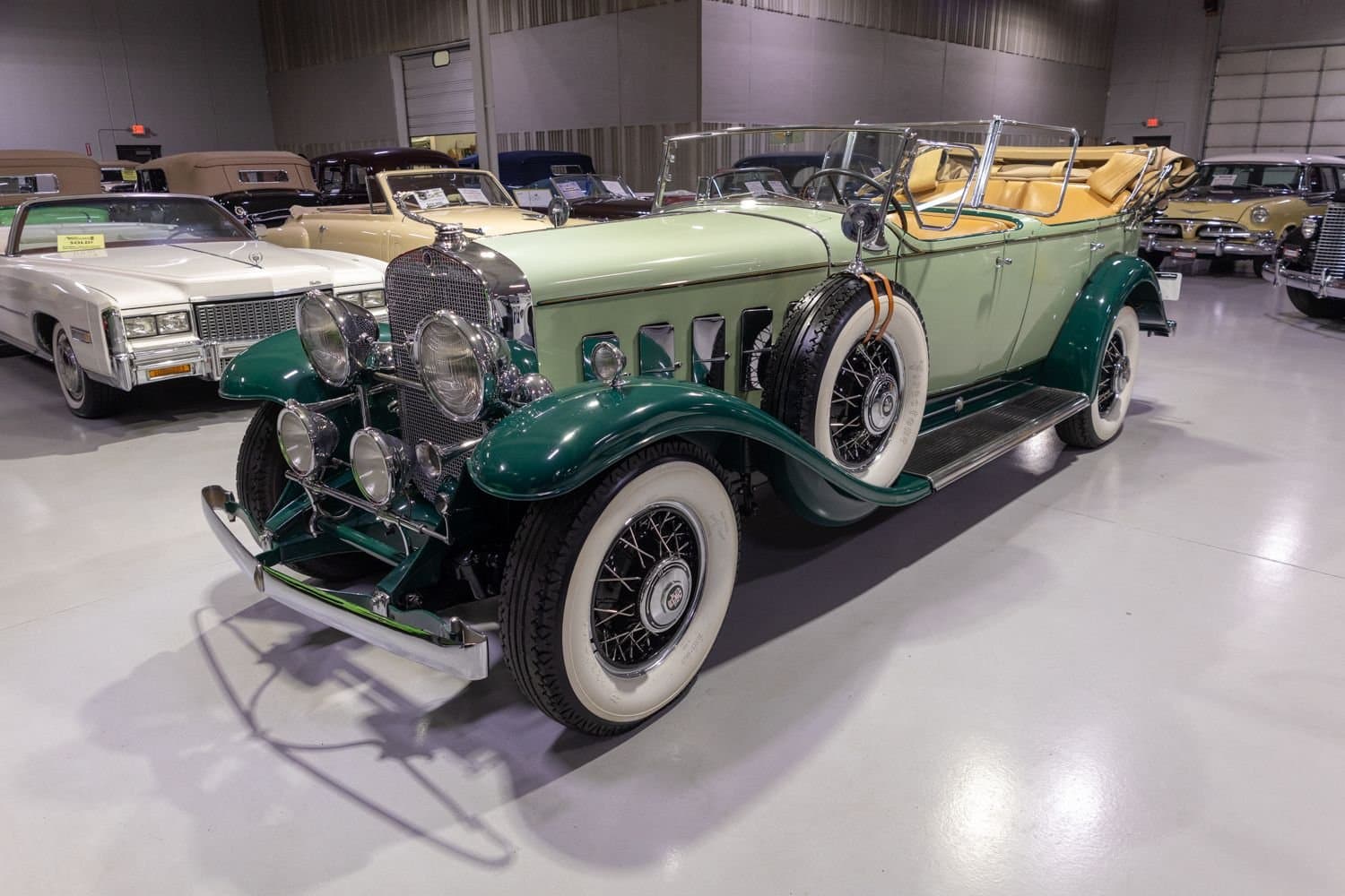 1931 Cadillac 370A V-12 4-Door Phaeton thumbnail 6