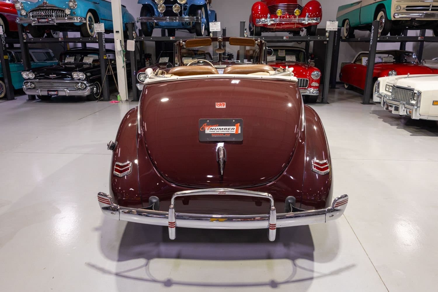 1940 Ford DeLuxe Convertible Coupe thumbnail 10