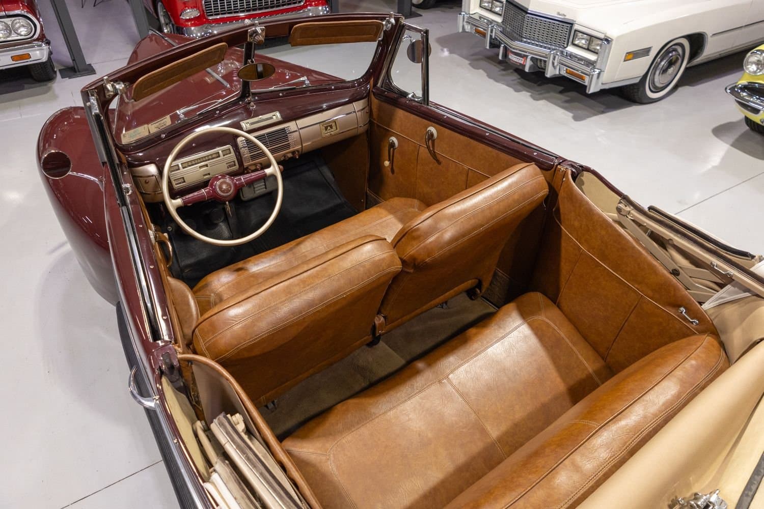 1940 Ford DeLuxe Convertible Coupe thumbnail 25
