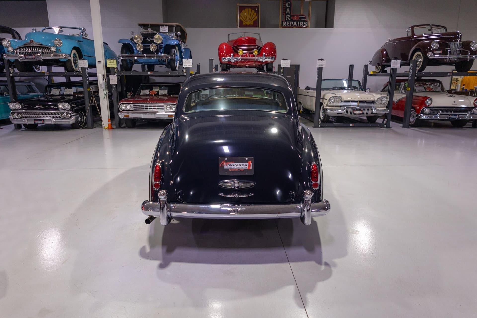 1961 Bentley S2 Saloon thumbnail 9