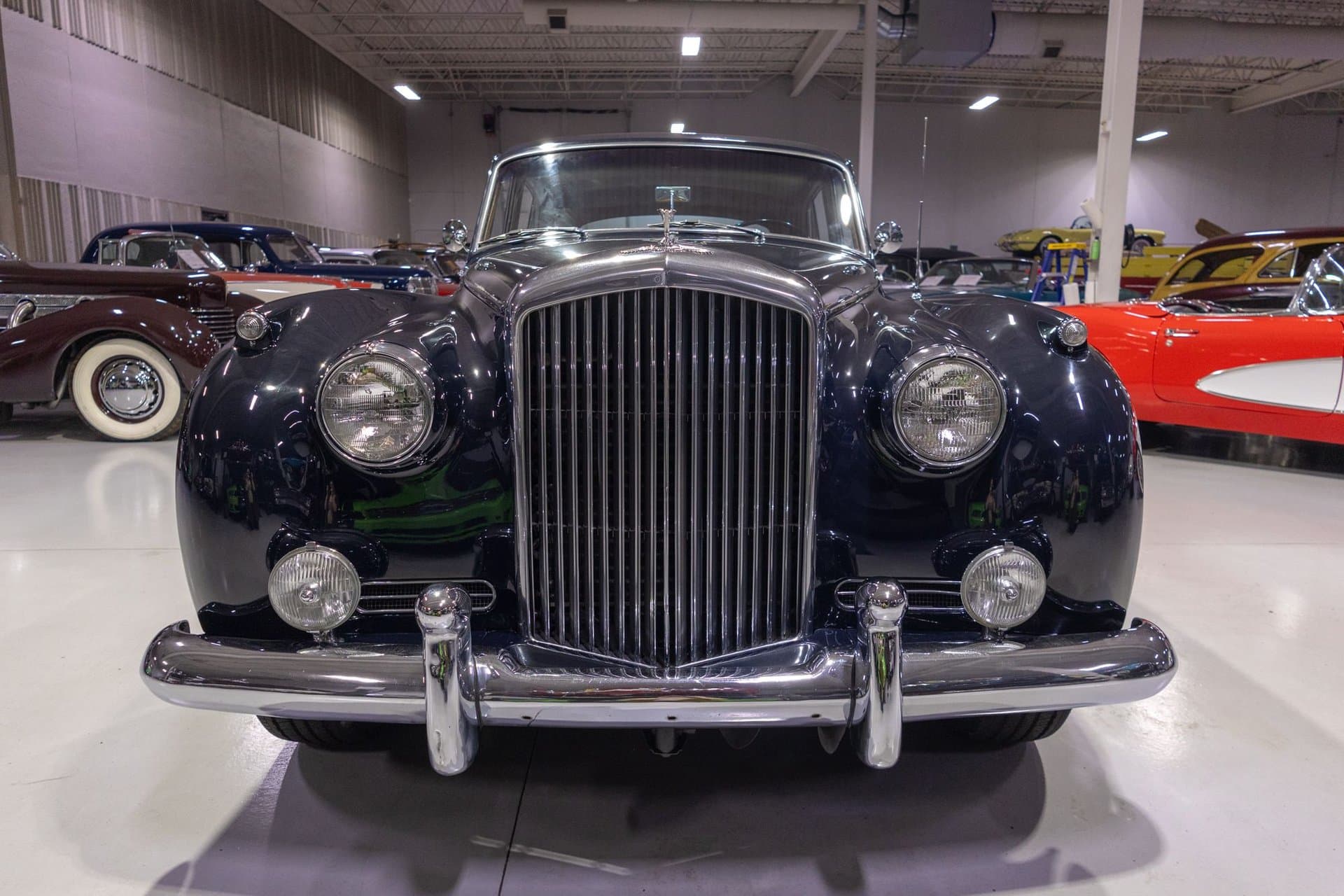 1961 Bentley S2 Saloon thumbnail 14
