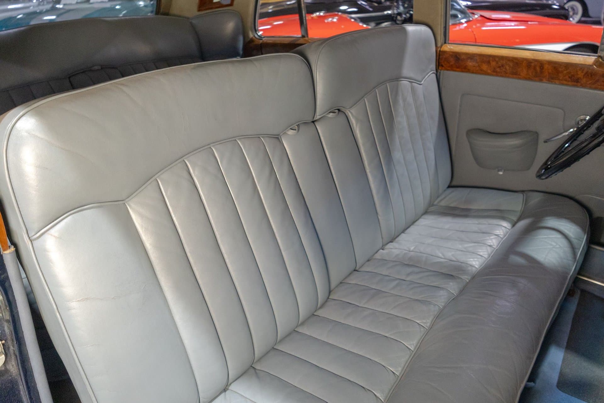 1961 Bentley S2 Saloon thumbnail 22