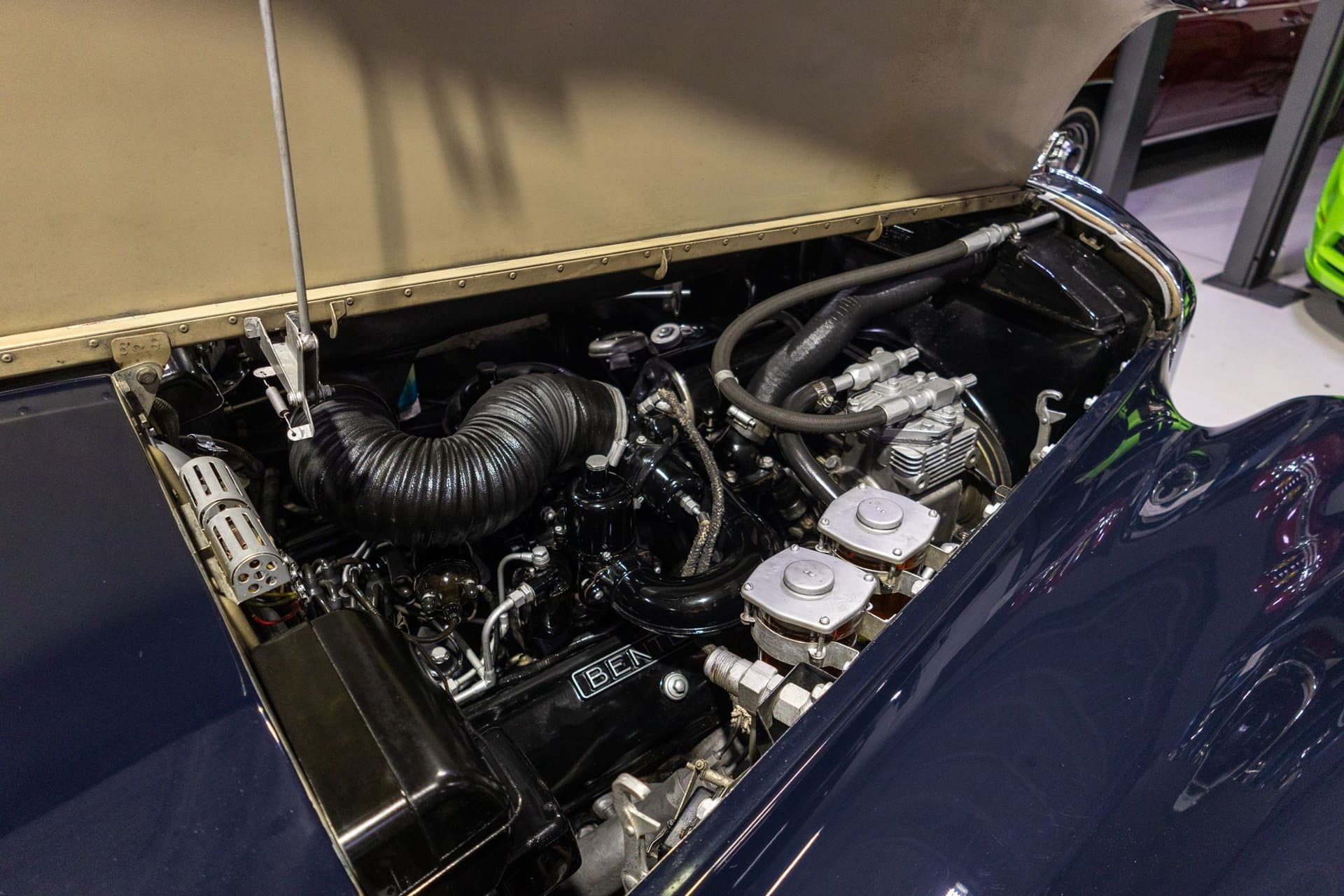 1961 Bentley S2 Saloon — photo 2