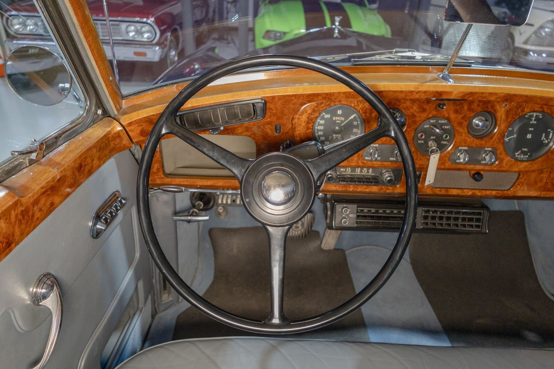 1961 Bentley S2 Saloon thumbnail 23