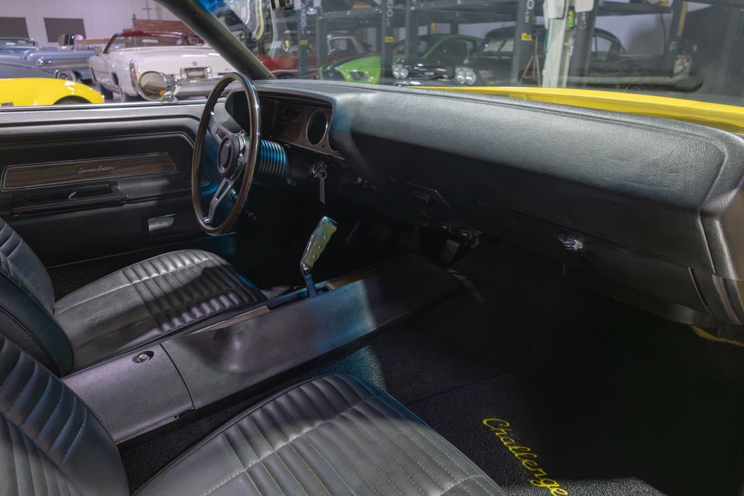 1970 Dodge Challenger RT/SE thumbnail 22
