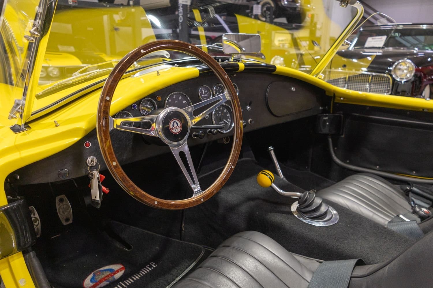 1965 Superformance Cobra MKIII thumbnail 3