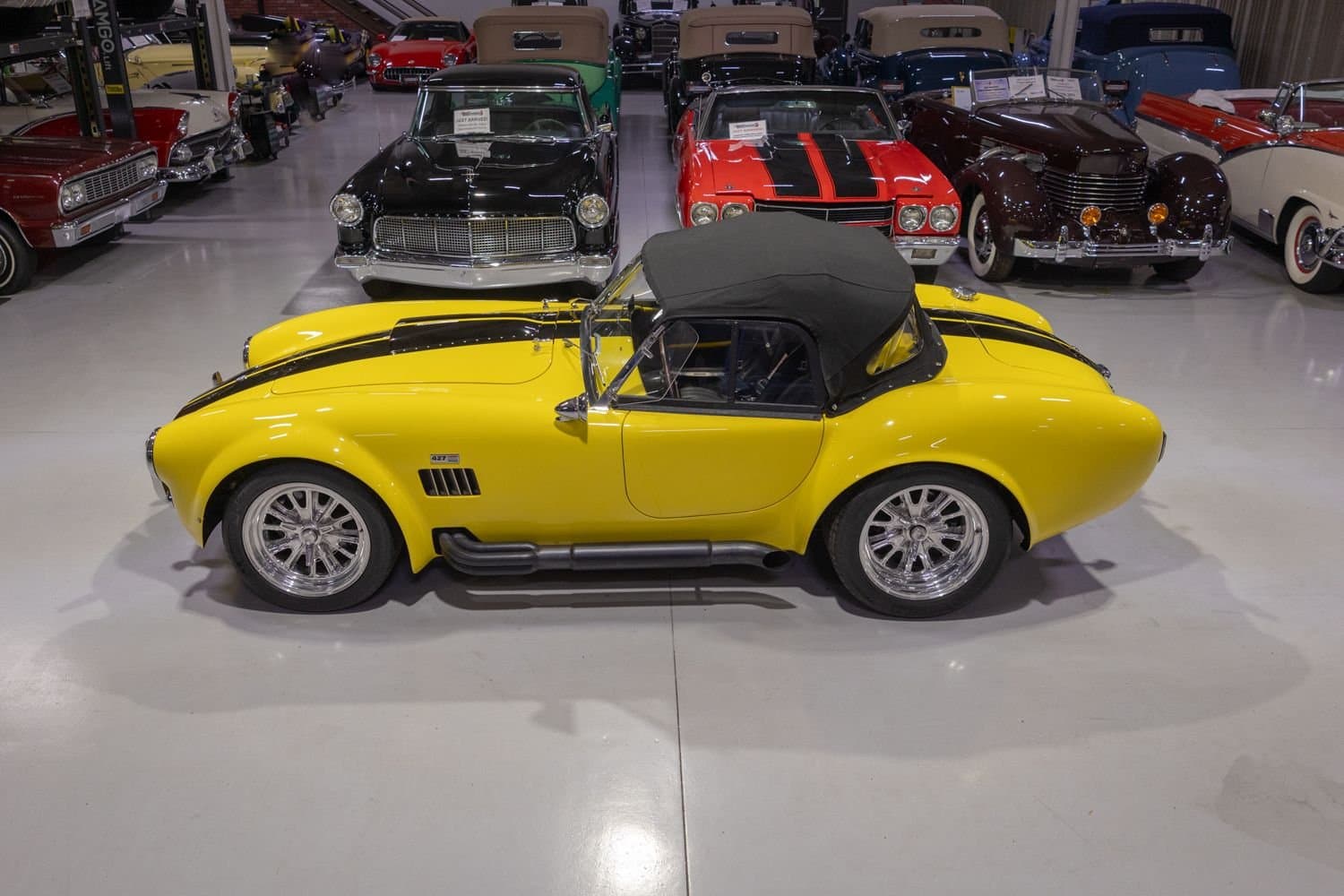 1965 Superformance Cobra MKIII thumbnail 11